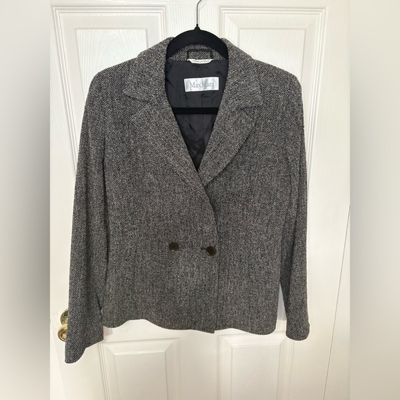 MaxMara Tweed Virgin Wool Blazer | Italian Luxury | Size 6 - Picture 1 of 13